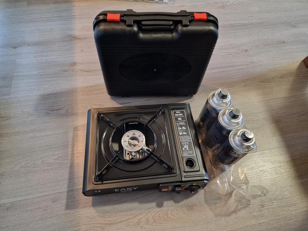 Portable gas stove + 3 new gas cans, Ophalen of Verzenden