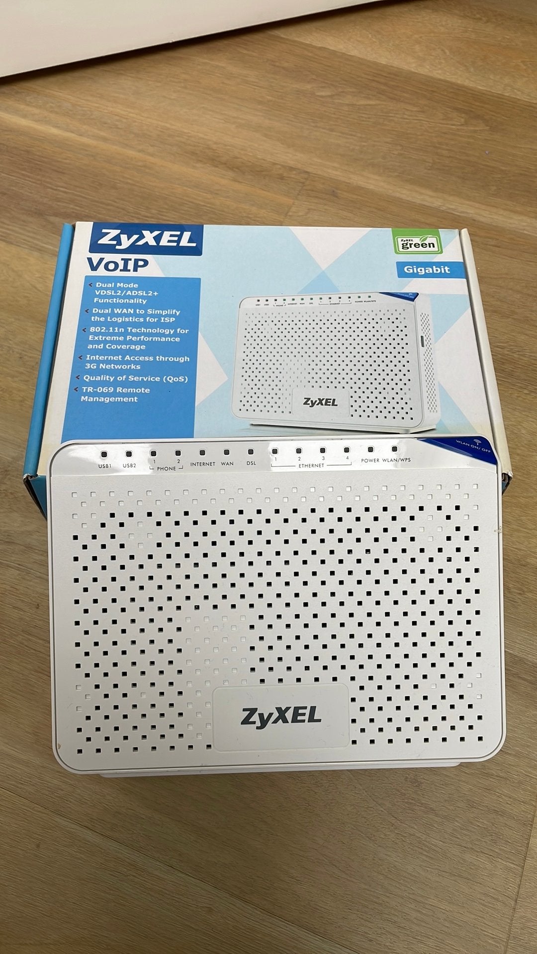 Zyxel P-2812HNU(L)-Fx, Computers en Software, Ophalen of Verzenden, Gebruikt, Router met modem