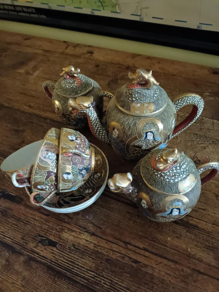 SATSUMA Japans eier-porselein SERVIES, Ophalen of Verzenden