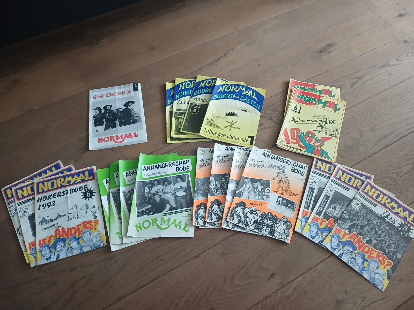 Verzameling Normaal Anhangerschap Bodes en tijdschriften, Ophalen of Verzenden, Gelezen, Muziek, Film of Tv
