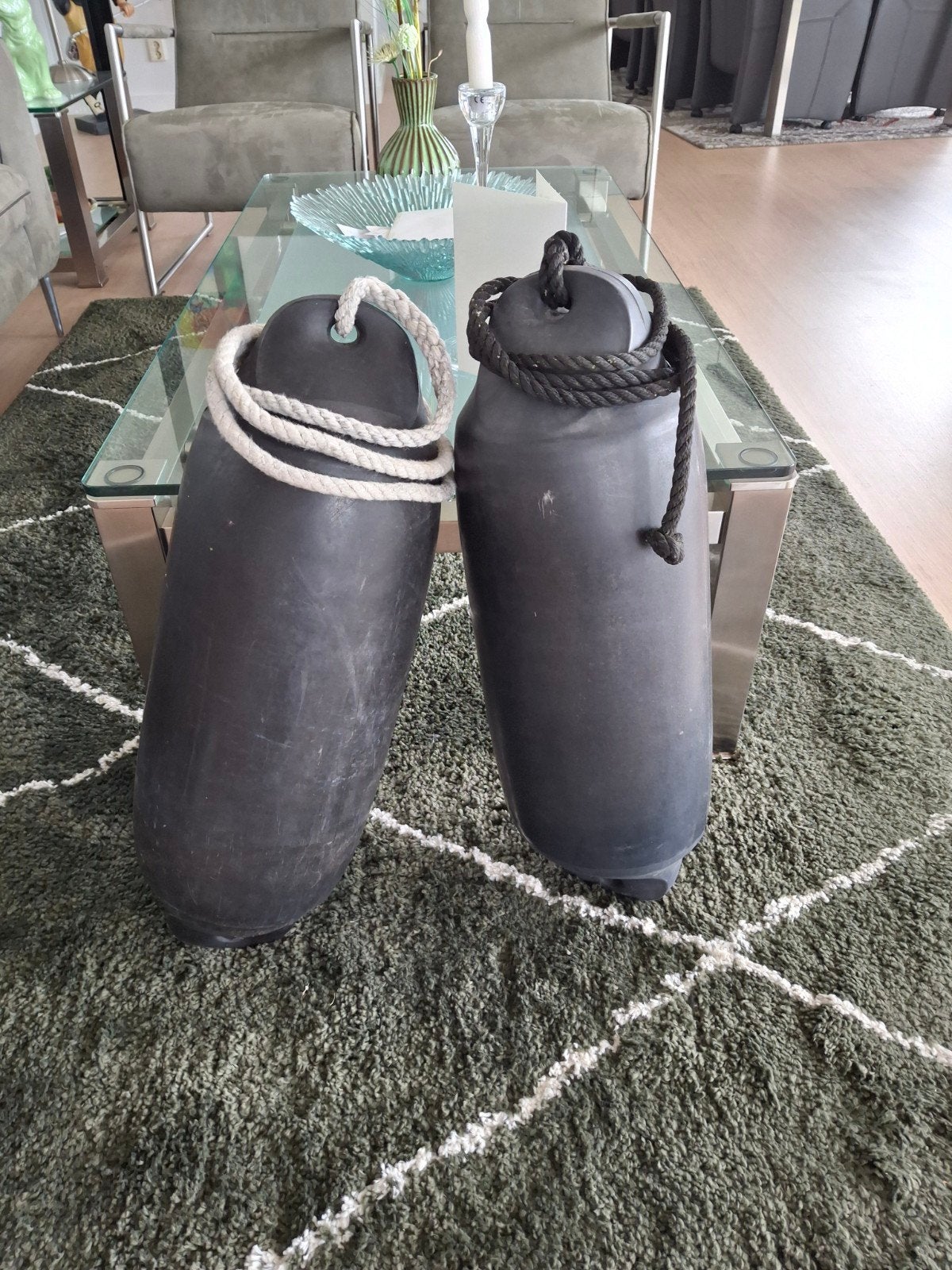 fenders twee stuks opsturen mogelijk, Ophalen of Verzenden, Gebruikt, Ankeren en Afmeren, Zeilboot of Motorboot