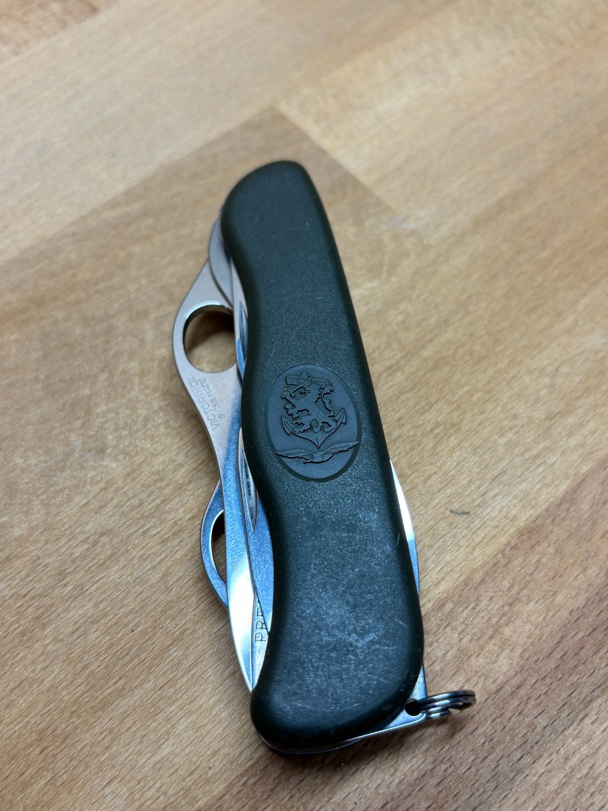 Victorinox zakmes met KLu logo, Gebruikt, Ophalen of Verzenden, V, V