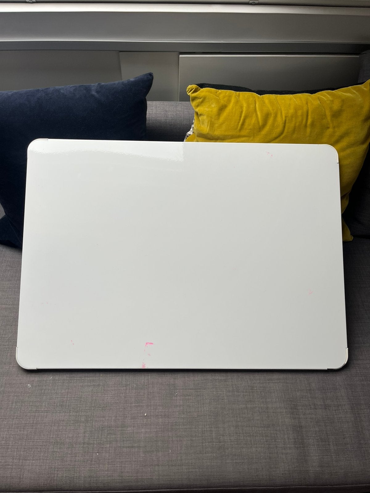 Magneetbord / whiteboard 70 x 50 cm Ikea, Huis en Inrichting, Ophalen, Zo goed als nieuw, Magneetbord