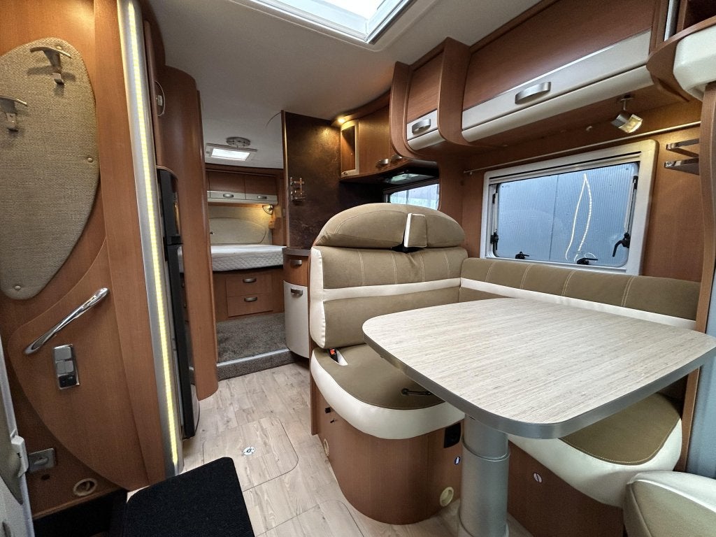 Caravans And Camping Pilote