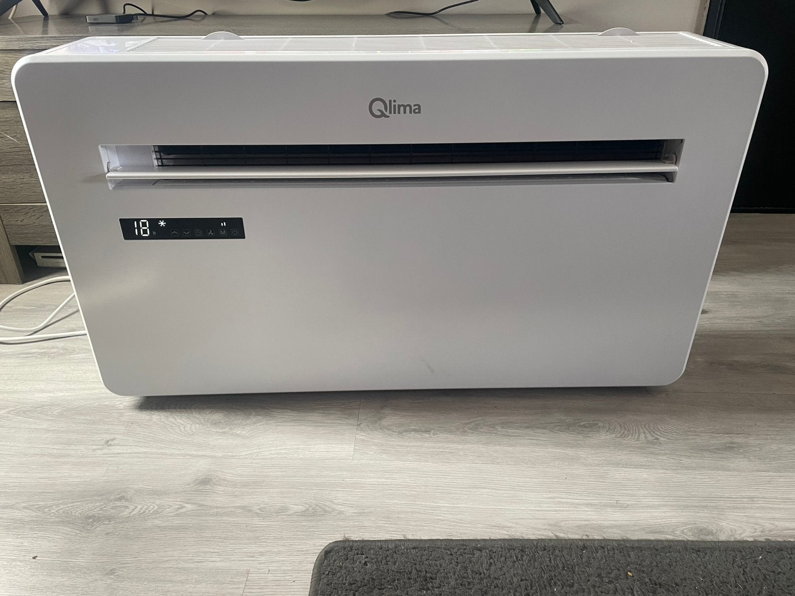 Wand airco Qlima WDH-229, Witgoed en Apparatuur, Airco's, Ophalen, 3 snelheden of meer, Zo goed als nieuw, Afstandsbediening