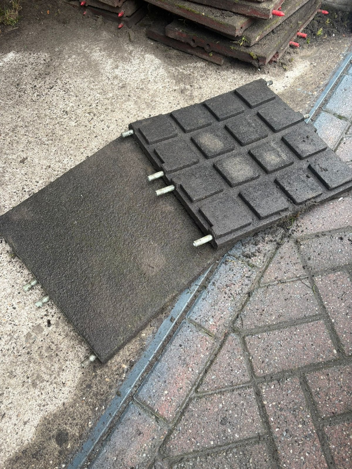 Rubberen tegels 50x50 7 en 4,5 cm, Tuin en Terras, Tegels en Klinkers, Ophalen of Verzenden, Gebruikt, Rubber, Overige typen