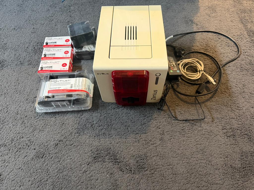 Evolis Zenius kaartprinter, Computers en Software, Printers, Ophalen of Verzenden, Gebruikt, Printer