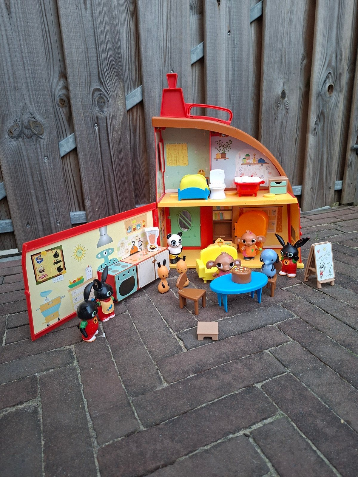 bing speelhuis met accessoires en poppetjes, Ophalen of Verzenden, Gebruikt, Speelset