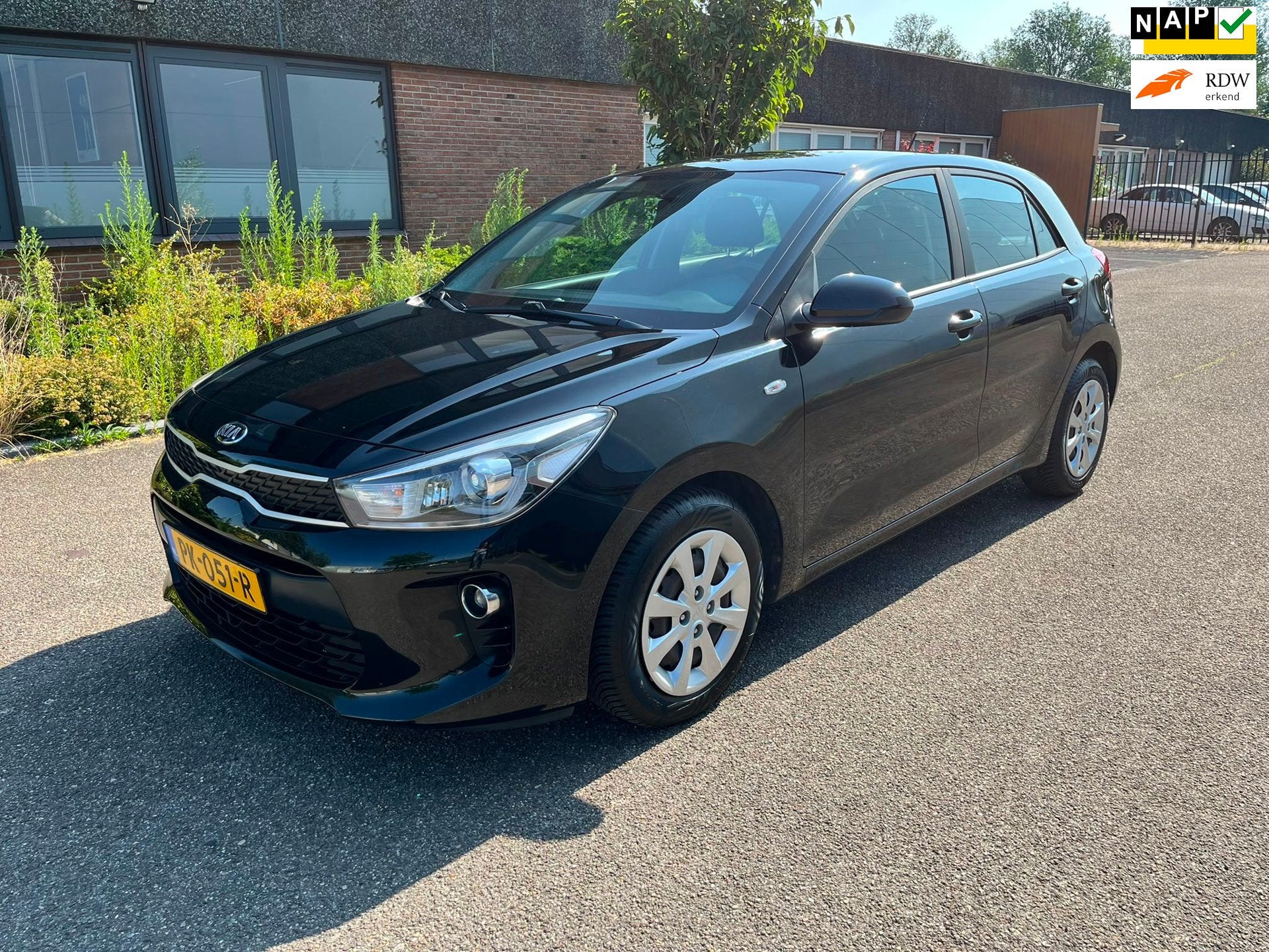 Kia Rio 1.0 TGDI ComfortPlusLine Navigator Navi|Camera|Boekj, Voorwielaandrijving, 450 kg, Gebruikt, Euro 6