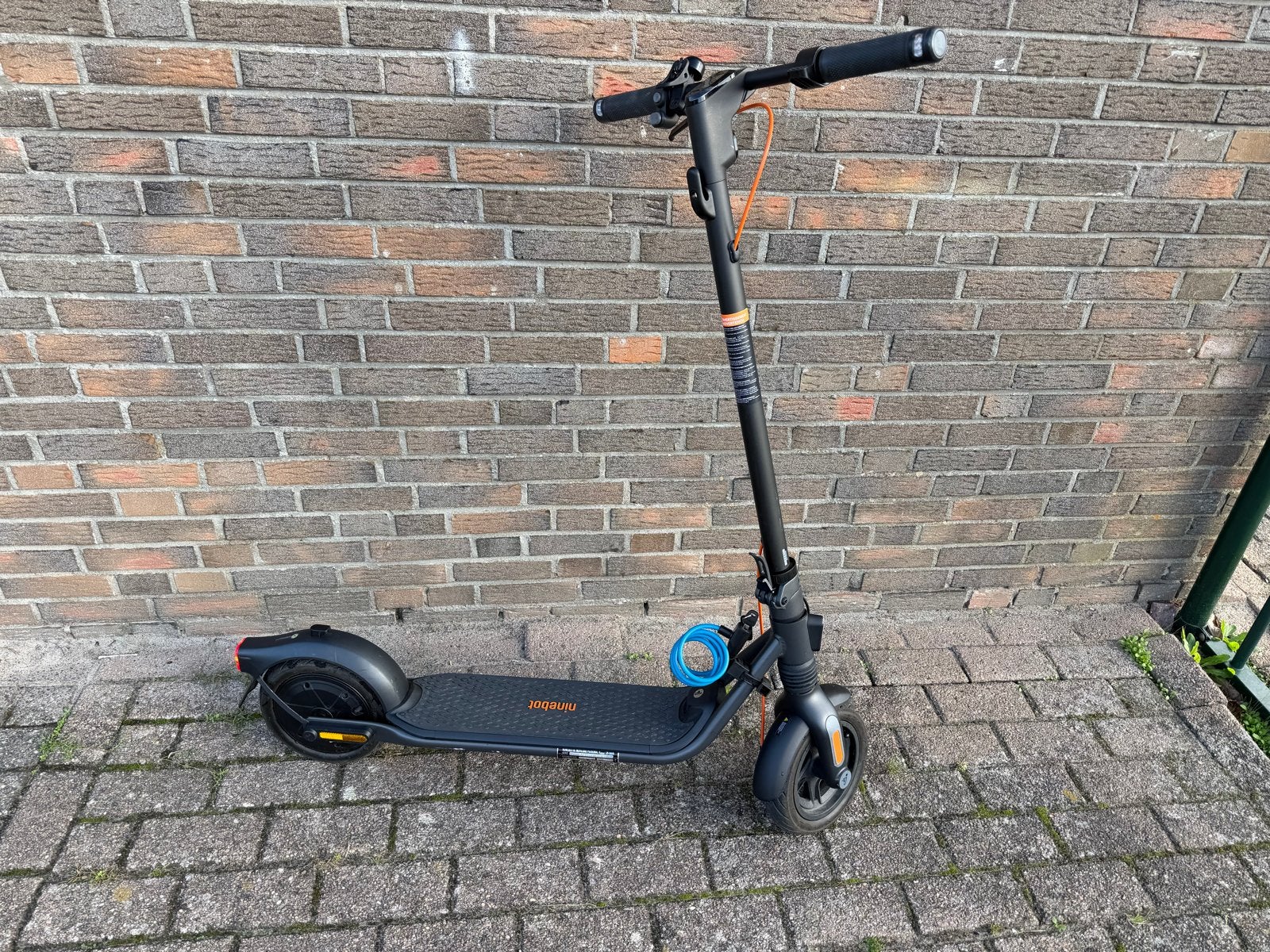 Ninebot Kickscooter f2 pro elektrische step, Ophalen of Verzenden, Zo goed als nieuw, Elektrische step (E-scooter)