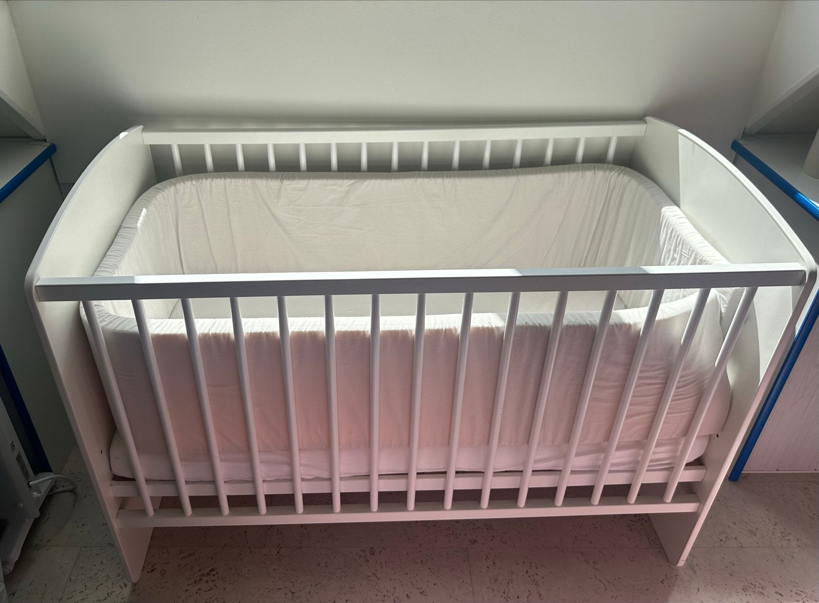 Babybedje met matras en toebehoren, Ophalen, Gebruikt, 70 tot 85 cm, 140 tot 160 cm