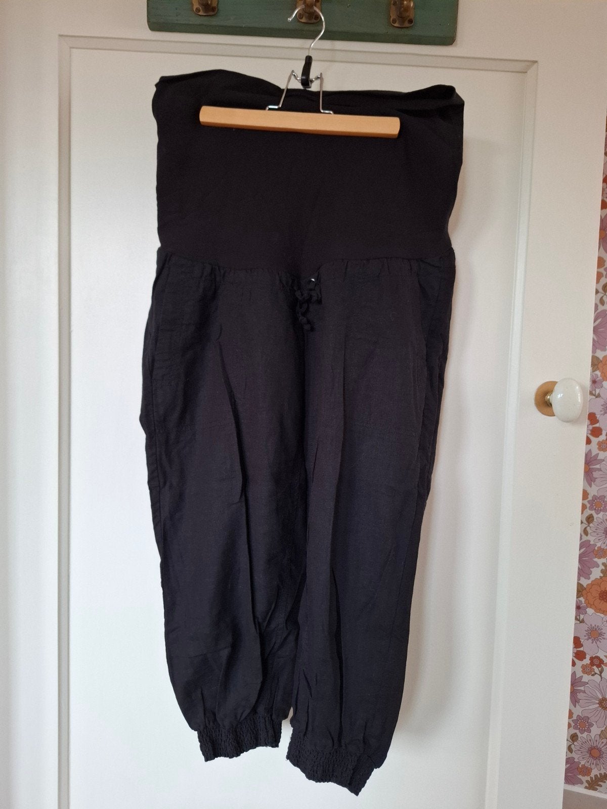 Zwangerschapskleding: korte spijkerrok en -broek en 3/4 broe, Maat 38/40 (M), Overige typen, Ophalen of Verzenden, H&M MAMA