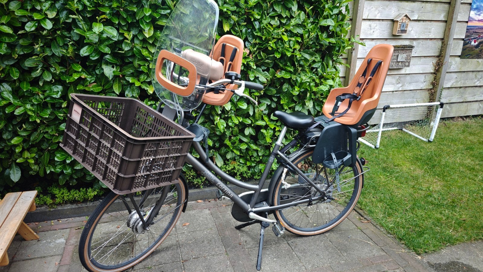 Cortina U4 Family elektrische moederfiets met Bobike zitjes!, 2 zitjes, Gebruikt, Dubbele standaard, 50 tot 53 cm