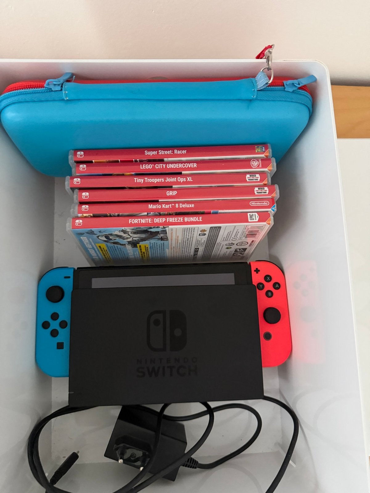 Nintendo Switch met games en accessoires - Zo goed als nieuw, Met games, Ophalen of Verzenden, Zo goed als nieuw, Switch Original
