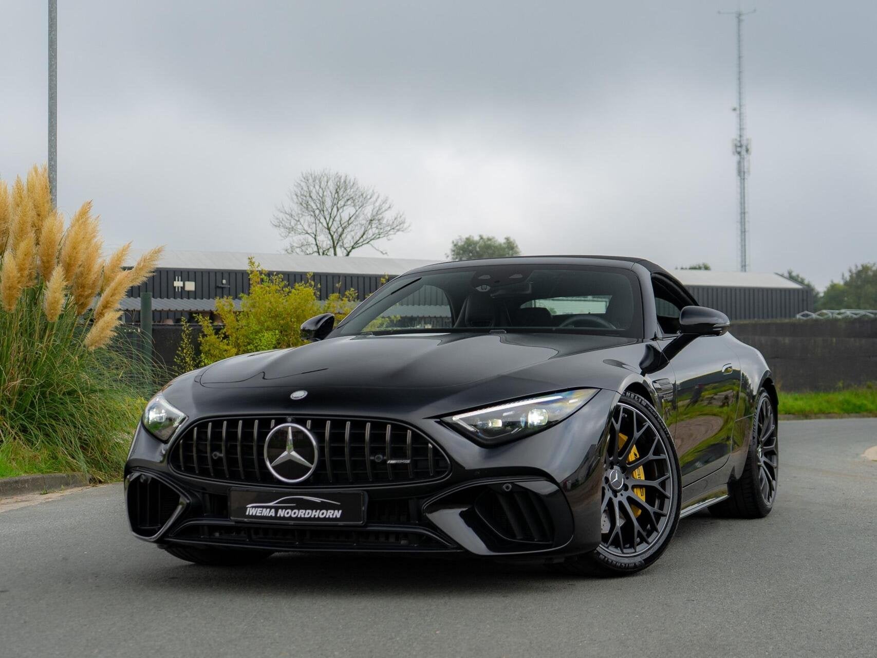Mercedes SL-klasse Roadster AMG 63 4MATIC+ Carbon|Burmester, Auto's, Automaat, Gebruikt, Cabriolet, Zwart