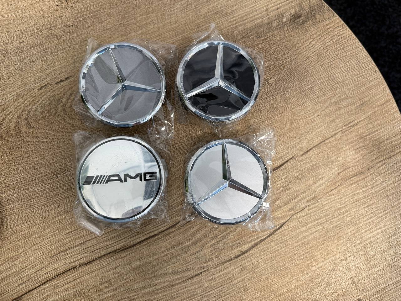 Nieuwe Mercedes Benz Naafkapjes Naafdoppen Wielkappen 75mm, Ophalen of Verzenden