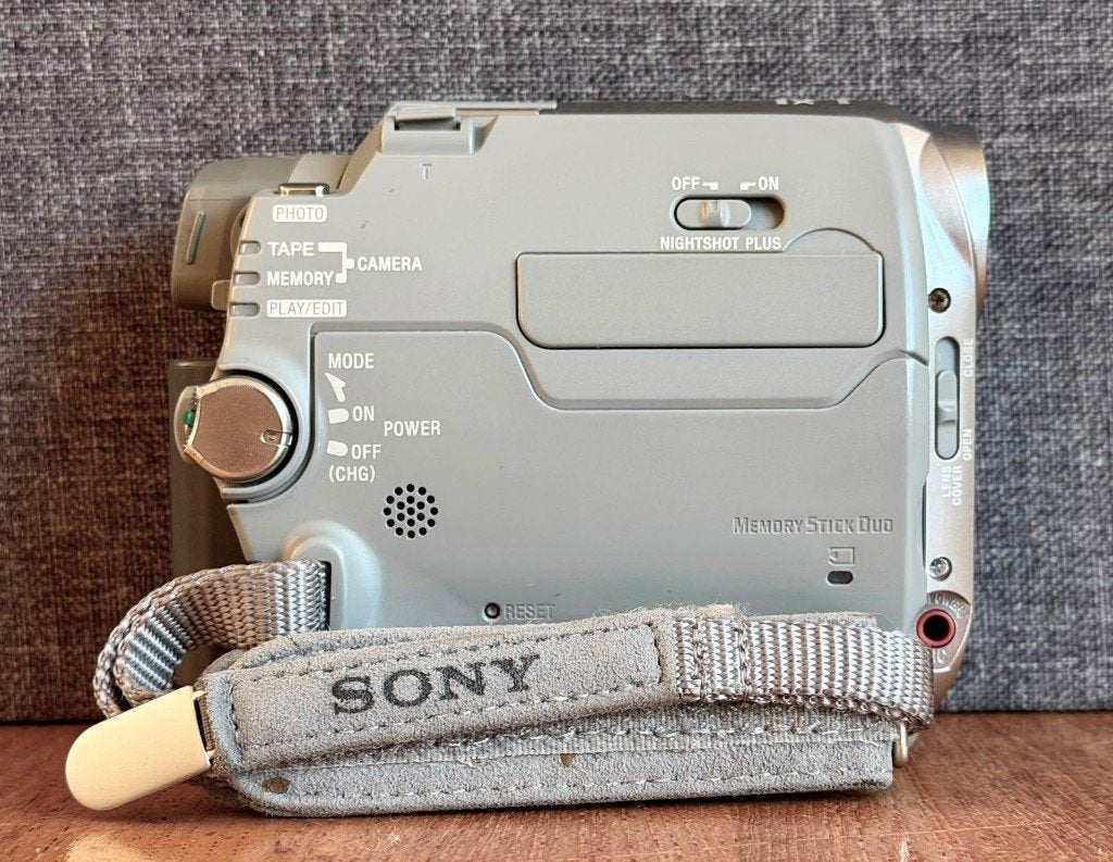 SONY DCR-HC40E MiniDV Handycam, Super NightShot, Getest!, Mini dv, 20x of meer, Ophalen of Verzenden, Zo goed als nieuw