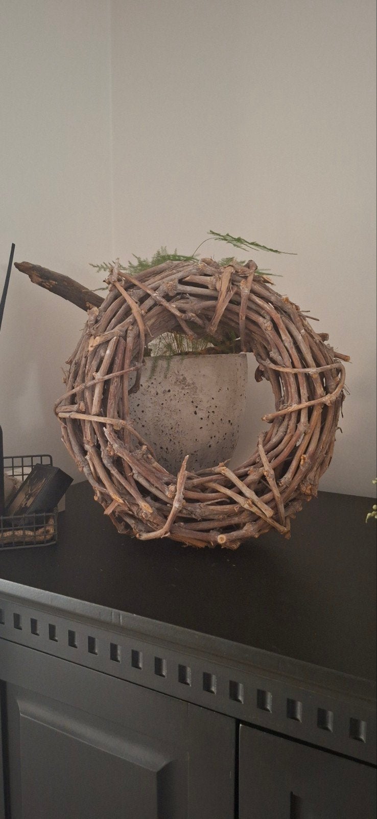 Decoratieve krans van takken, Huis en Inrichting, Ophalen of Verzenden, Nieuw, Krans, Natuurlijk materiaal