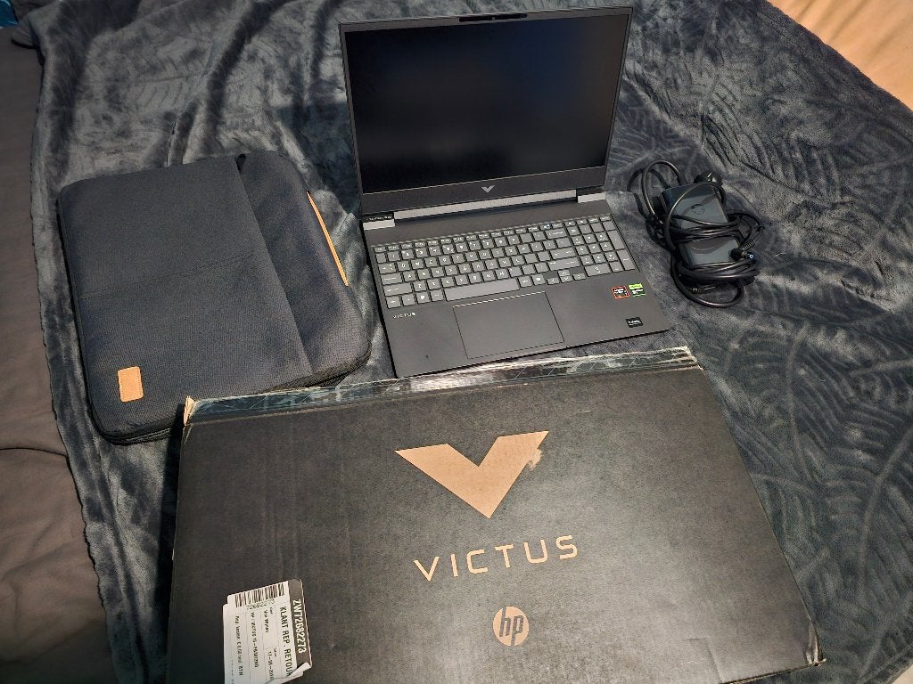 HP VICTUS - 15.6" AMD Ryzen AI 7 350 - 24GB DDR5  - RTX 5060, Ophalen, AMD Ryzen AI 7 350, Met videokaart, Nieuw