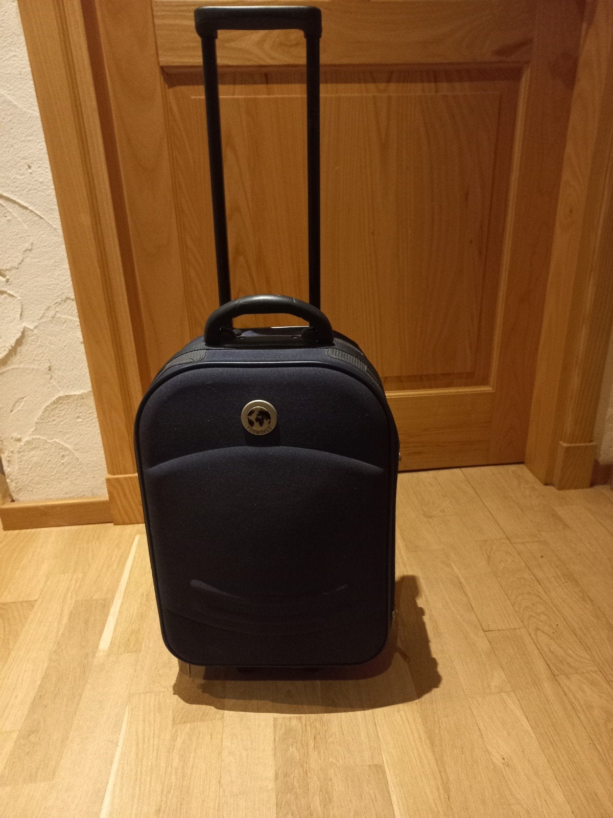 Te koop handbagage koffer, Overige materialen, Wieltjes, 50 tot 60 cm, Ophalen of Verzenden