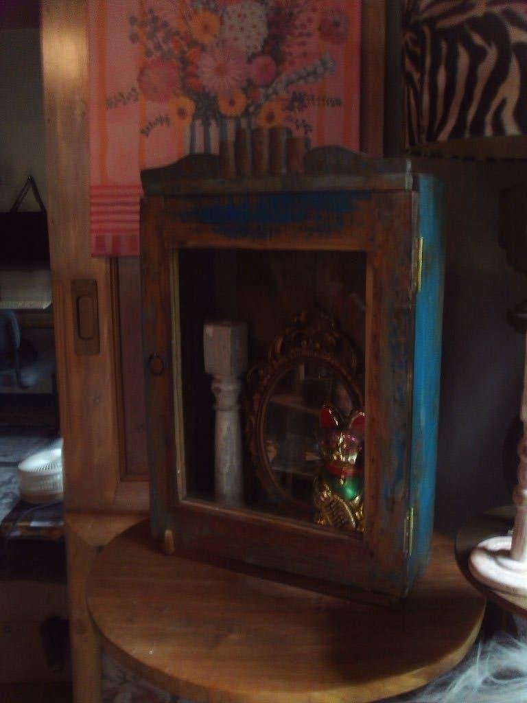 Oud Houten Vitrinekastje/Wandkastje uit India, Ophalen, Overige houtsoorten, Minder dan 25 cm, Minder dan 100 cm
