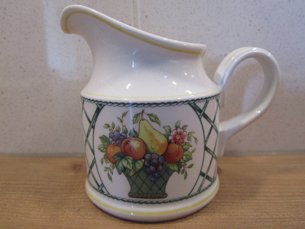 Basket Villeroy en Boch roomkannetje, Ophalen of Verzenden, Zo goed als nieuw, Porselein, Overige stijlen