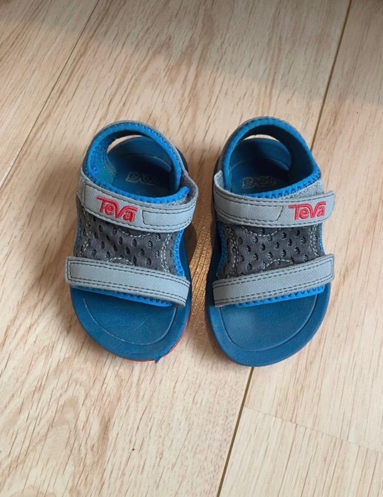 Teva sandalen maat 19, Kinderen en Baby's, Gebruikt, Jongetje of Meisje, Overige typen, Teva