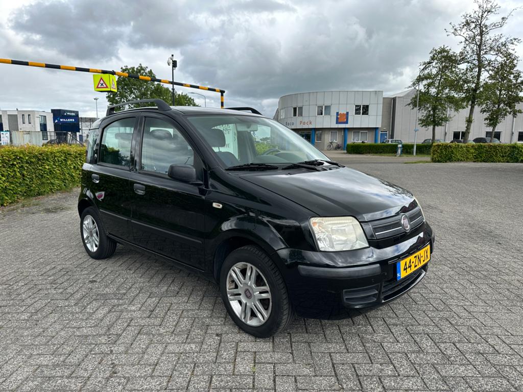 Fiat Panda 1.2 44KW 60PK 2008 Zwart, Auto's, Fiat, Voorwielaandrijving, Stof, Zwart, Handgeschakeld