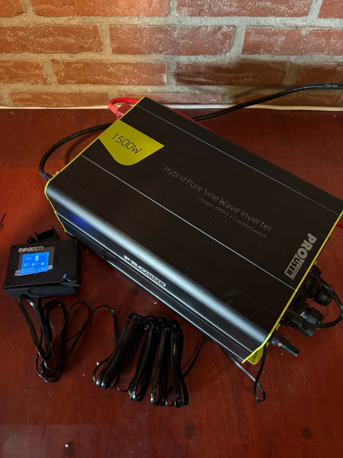 Pro-User PSI1500TX Hybrid Pure Sine Wave Omvormer 1500W, Ophalen of Verzenden, Zo goed als nieuw, Overige merken, Omvormer