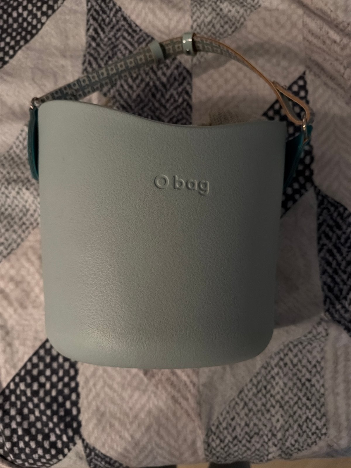 O-bag in lichtblauw met binnenvoering en hengsel, Sieraden, Tassen en Uiterlijk, Ophalen of Verzenden, Gebruikt, Blauw, Handtas