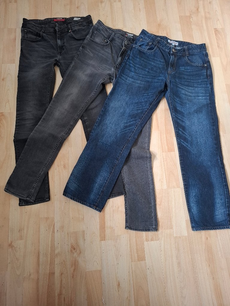Pakket 1: 3 spijkerbroeken draagmaat 176, Ophalen of Verzenden, Zo goed als nieuw, Jongen, Broek