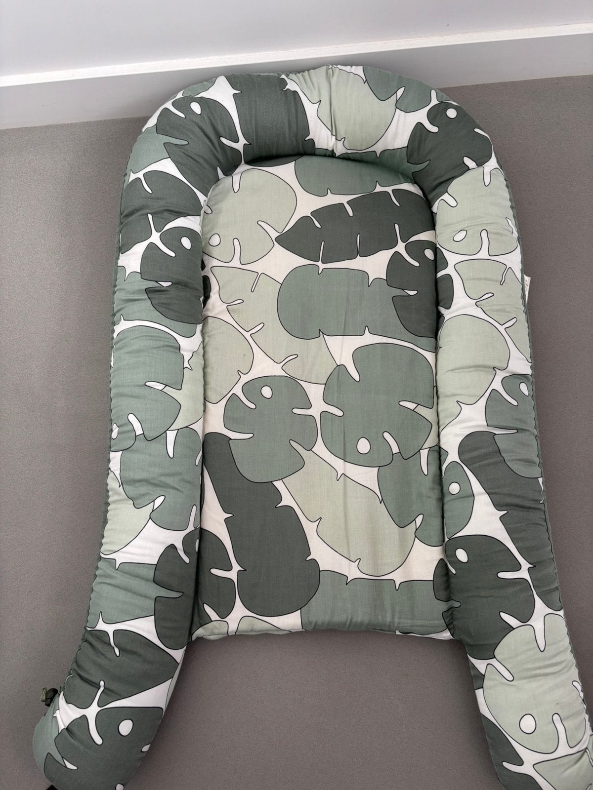 Babynest groen done bydeer, Kinderen en Baby's, Ophalen, Gebruikt