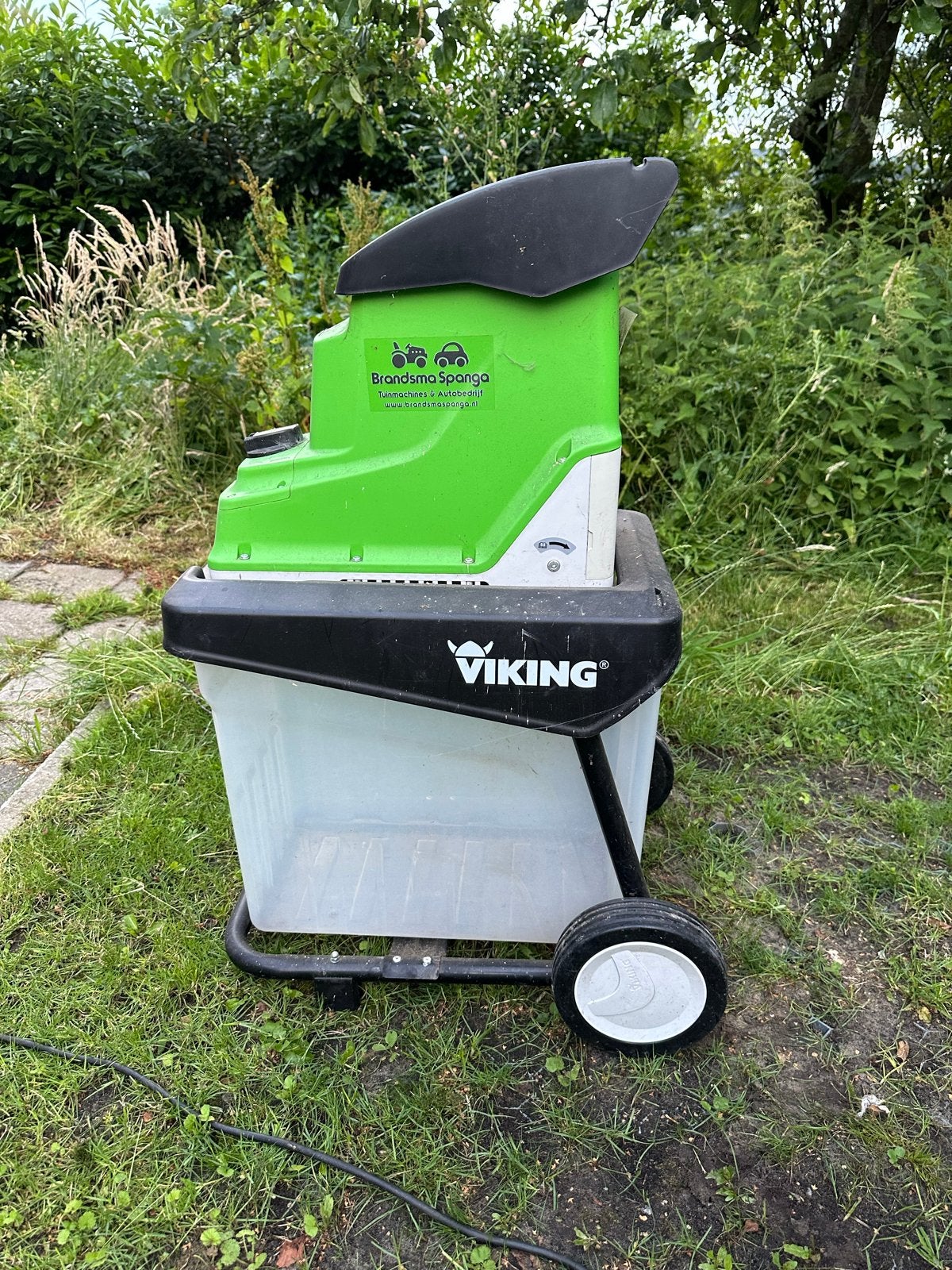 Viking GE 140.0 L hakselaar / houtversnipperaar - tot 4 cm, Ophalen, Gebruikt, Elektrisch, Met opvangbak