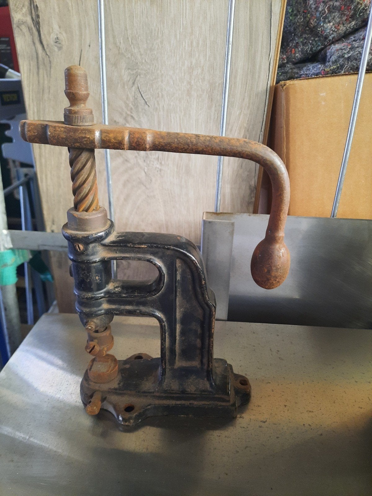 Antieke handpers - Vintage gereedschap, Ophalen of Verzenden