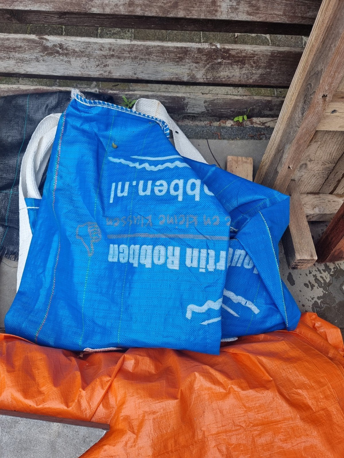 Gratis af te halen: Big Bag, Ophalen