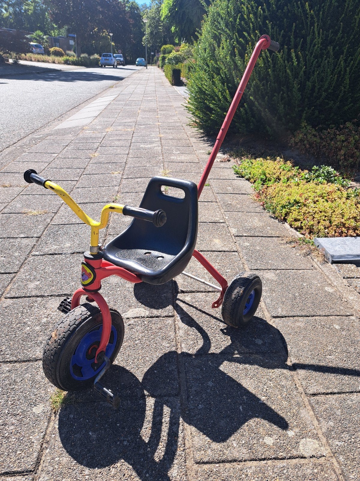 Nette driewieler Puky met duwstang, Kinderen en Baby's, Speelgoed | Buiten | Skelters, Ophalen of Verzenden, Gebruikt, Puky