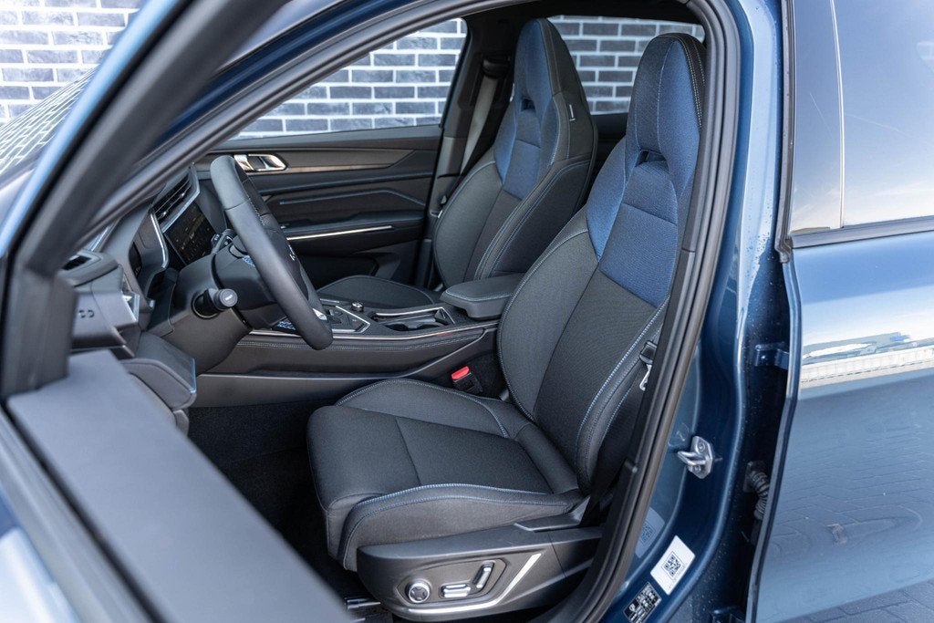 Lynk & Co 01 1.5 Plug-in Hybrid | PHEV | Donkere hemelbekled, Auto's, Lynk & Co, Blauw, 120 €/maand, Bedrijf, 1854 kg