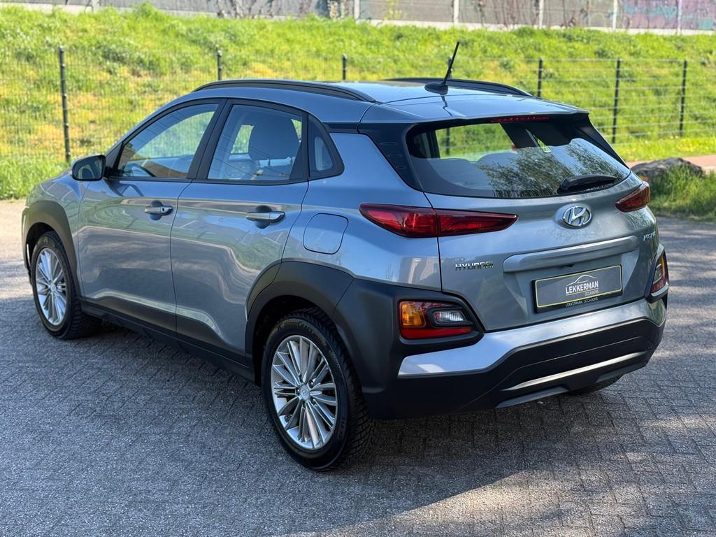 Hyundai Kona 1.6 T-GDI Fashion AUTOMAAT I CAMERA I PDC I CAR, Gebruikt, 1591 cc, 4 cilinders, Leder en Stof