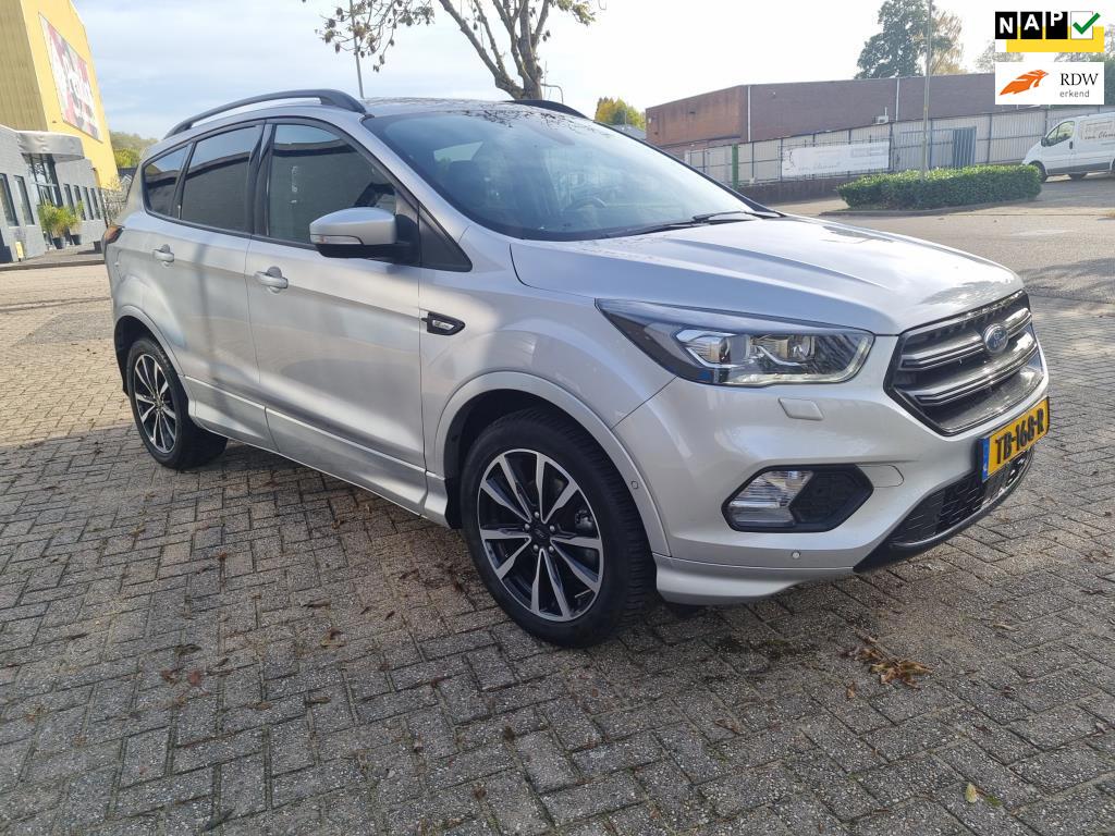 Ford Kuga 1.5 EcoBoost ST-LINE NIEUWE MOTOR NU 27000 KM, Auto's, 4 cilinders, Origineel Nederlands, Bedrijf, Handgeschakeld
