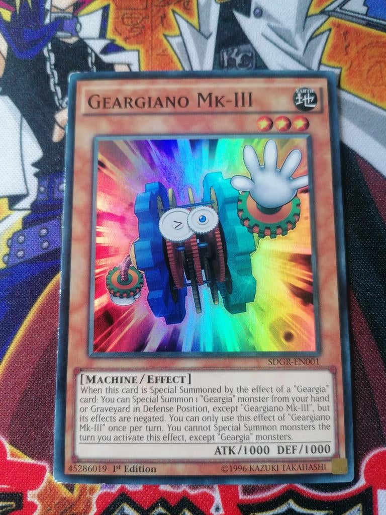 Geargiano MK III - Super Rare SDGR Structure Deck - Yu-Gi-Oh, Ophalen of Verzenden, Zo goed als nieuw, Foil