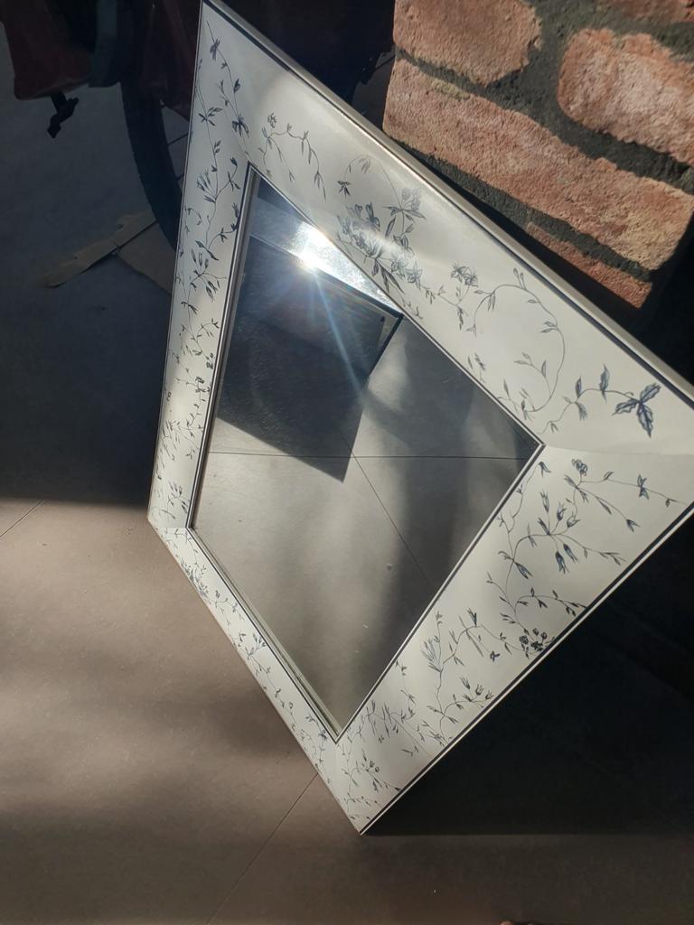 IKEA NYKIRKE spiegeldeur 56x76 cm, Ophalen, Nieuw, Overige materialen