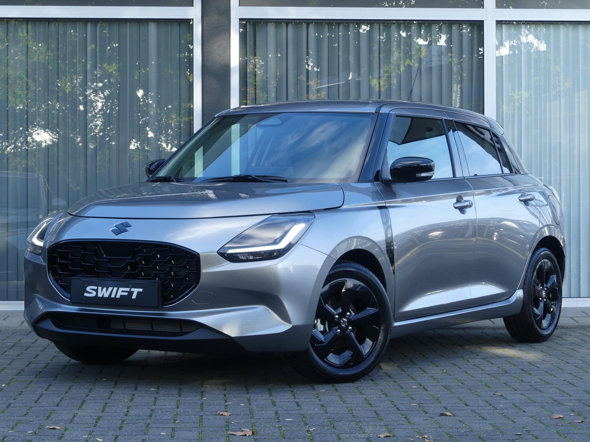 Suzuki Swift 1.2 Edition 60 Smart Hybrid UIT VOORRAAD LEVERB, Auto's, Voorwielaandrijving, 12 maanden, Bedrijf, Nieuw