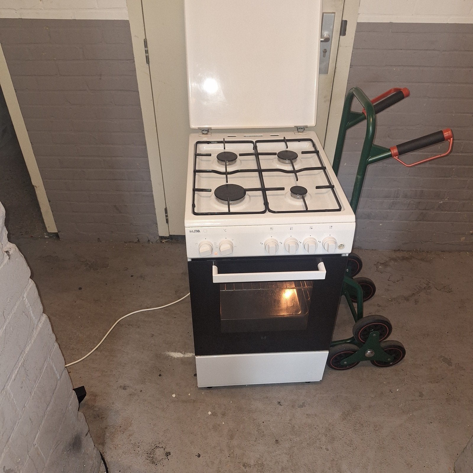 Etna gasfornuis met oven - Model FGV150WIT (bezorging), Ophalen, Gebruikt, Minder dan 85 cm, Warmhoudplaat