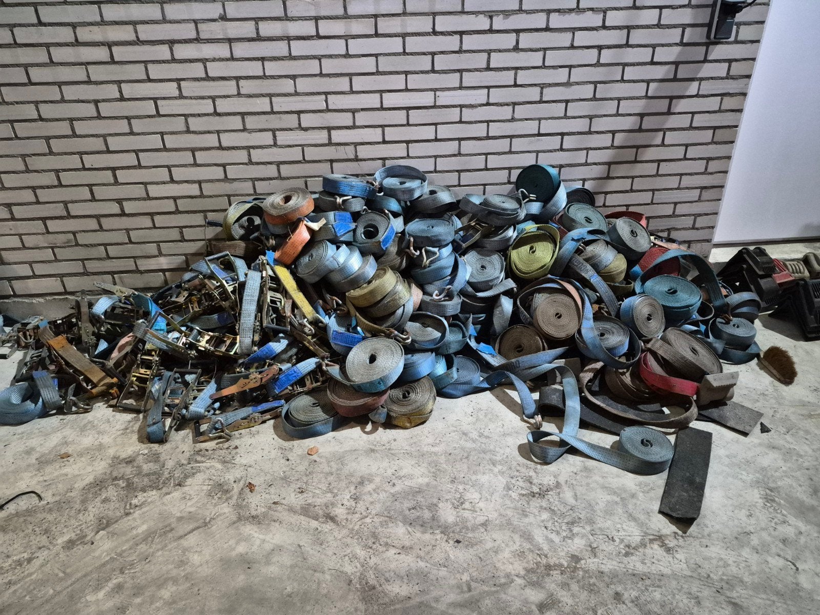 heel veel spanbanden en ratels., Ophalen, Overige merken