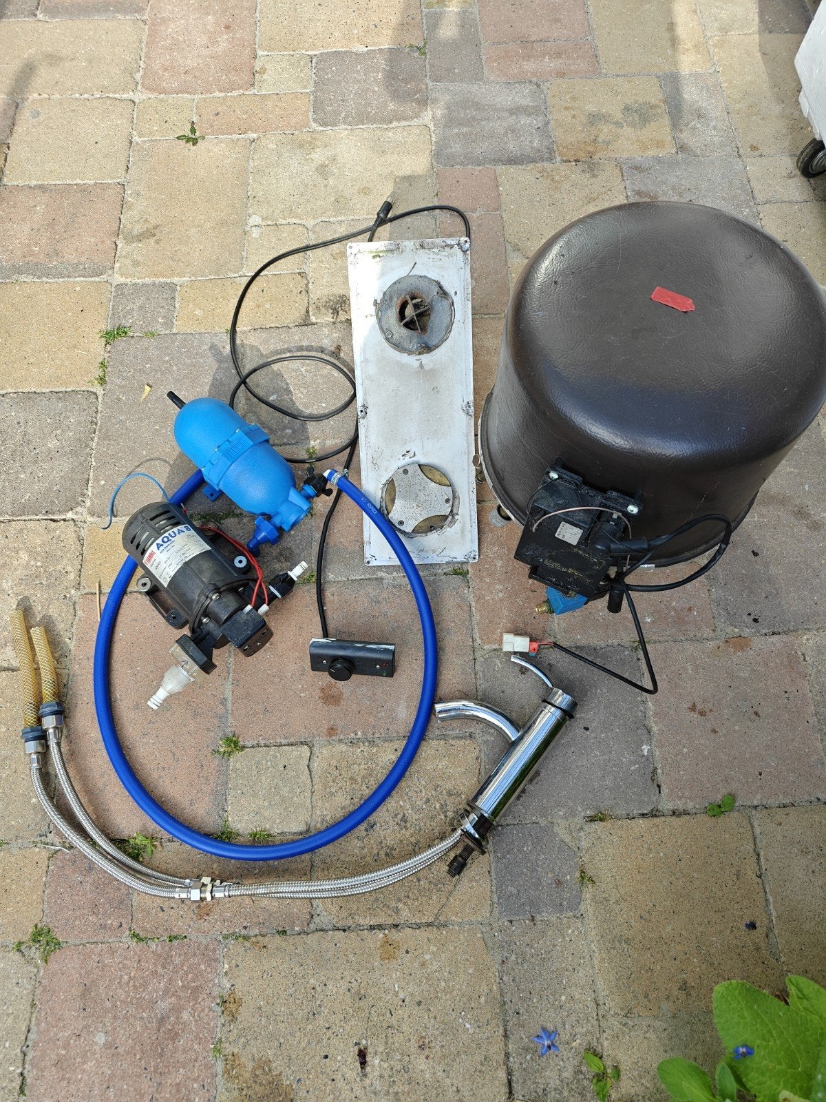Camper Boiler & Waterpomp Set - Fiamma Aqua 8, Ophalen, Gebruikt