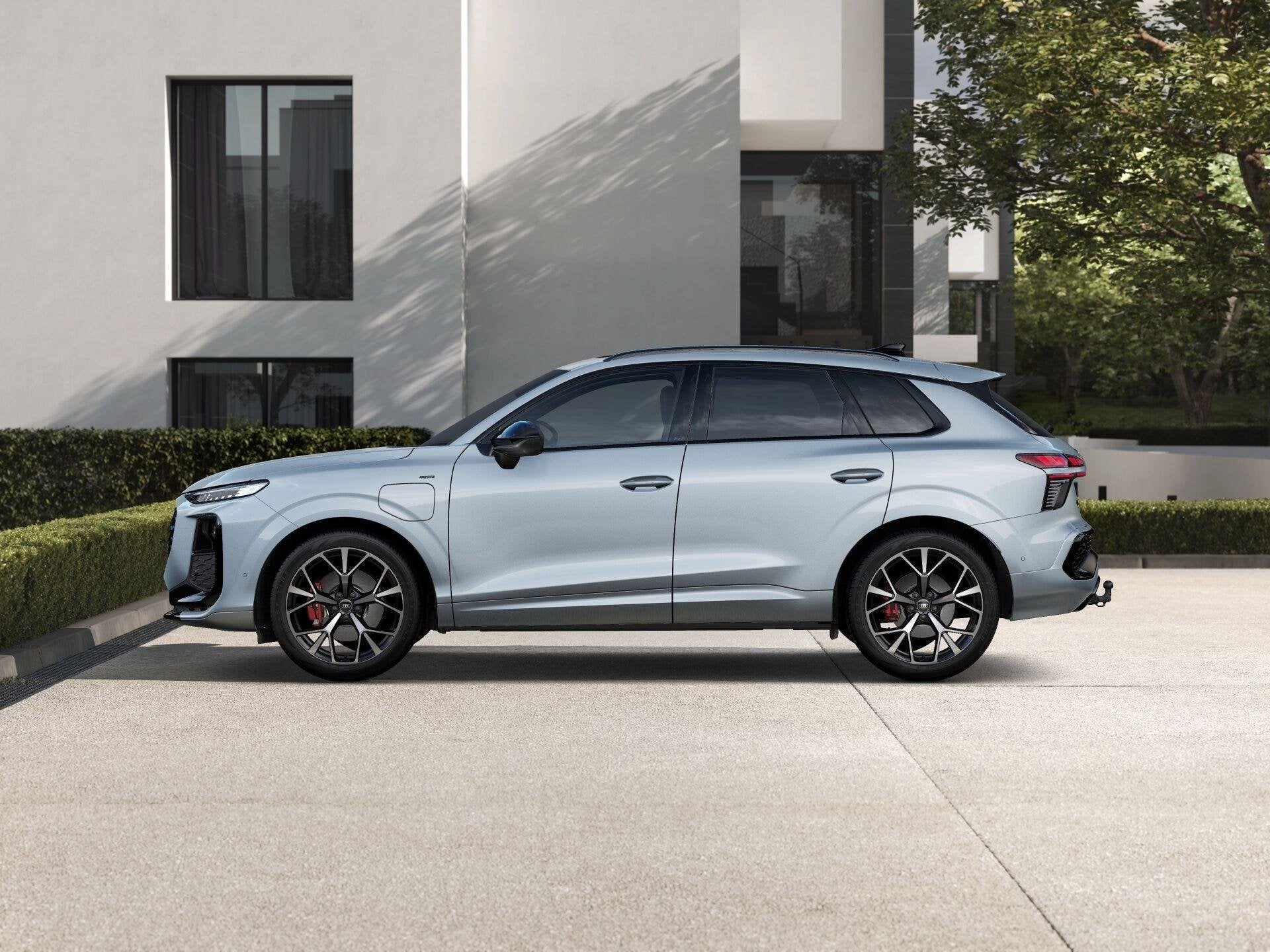 Audi Q3 1.5 200kW 272pk e-hybrid S edition | Techniek Pakket, Auto's, Audi, 12 maanden, 1800 kg, 1498 cc, 4 cilinders