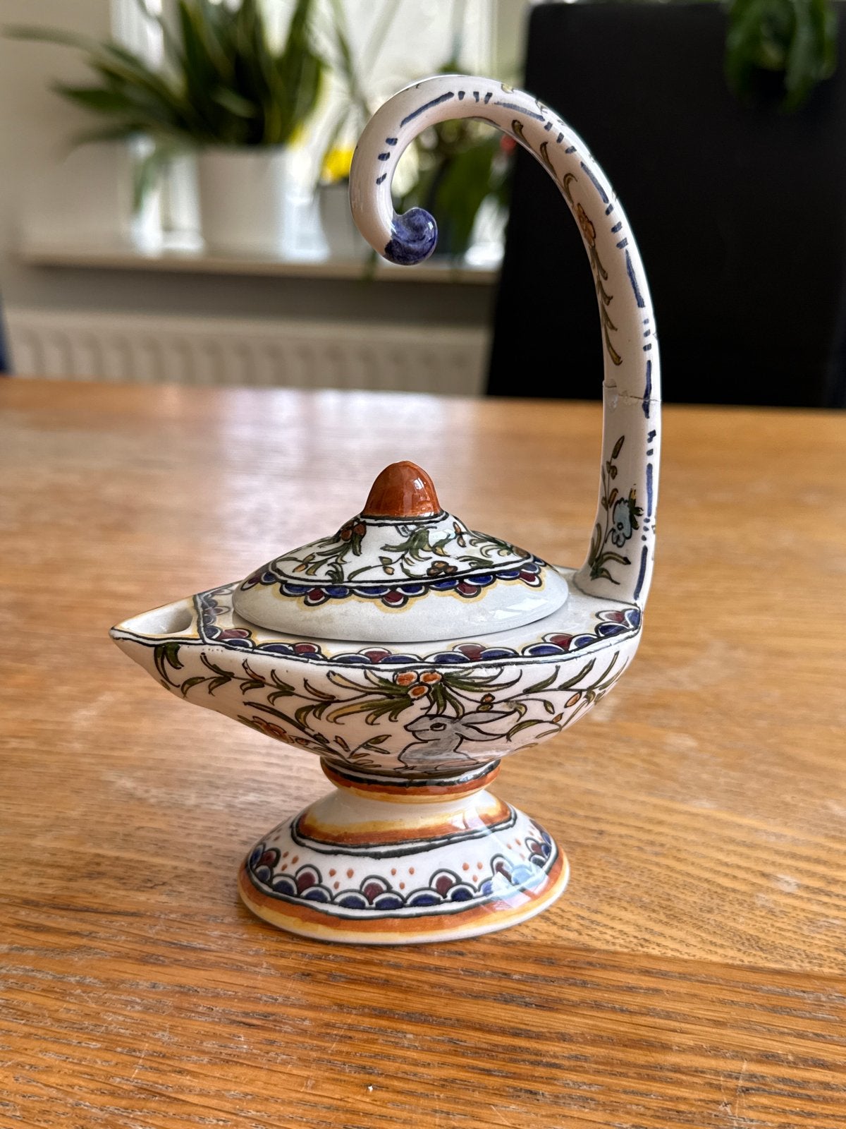 Handgeschilderde Portugese olielamp met konijn, Ophalen of Verzenden