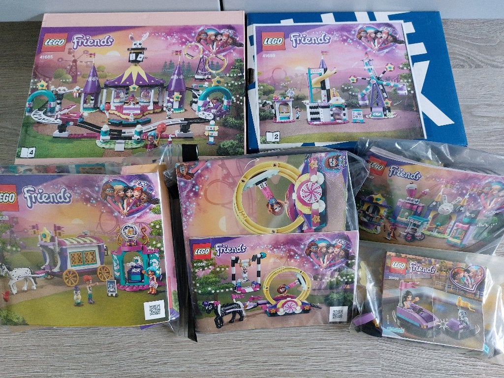 Complete magische kermis LEGO, Kinderen en Baby's, Speelgoed | Duplo en Lego, Lego, Friends, Ophalen of Verzenden, Complete set