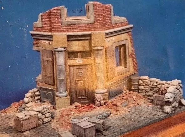 Custom Dioramics 1:35 Berlin street corner + accessoires, Hobby en Vrije tijd, Ophalen of Verzenden, Zo goed als nieuw, 1:35 tot 1:50