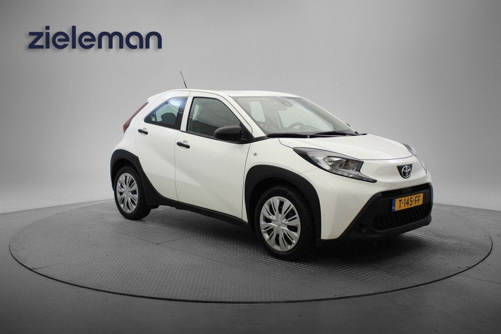 Toyota AYGO X 1.0 VVT-i MT - Carplay, Adaptive Cruise, Airco, 31 €/maand, Met garantie (alle), 4 stoelen, Wit
